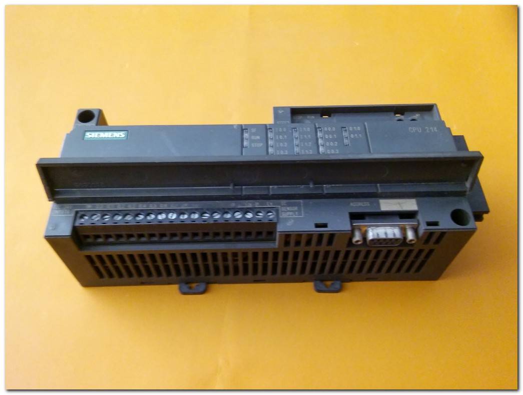 SIEMENS 6ES7 214-1BC01-0XB0 SIMATIC S7-200 PLC CPU MODULE