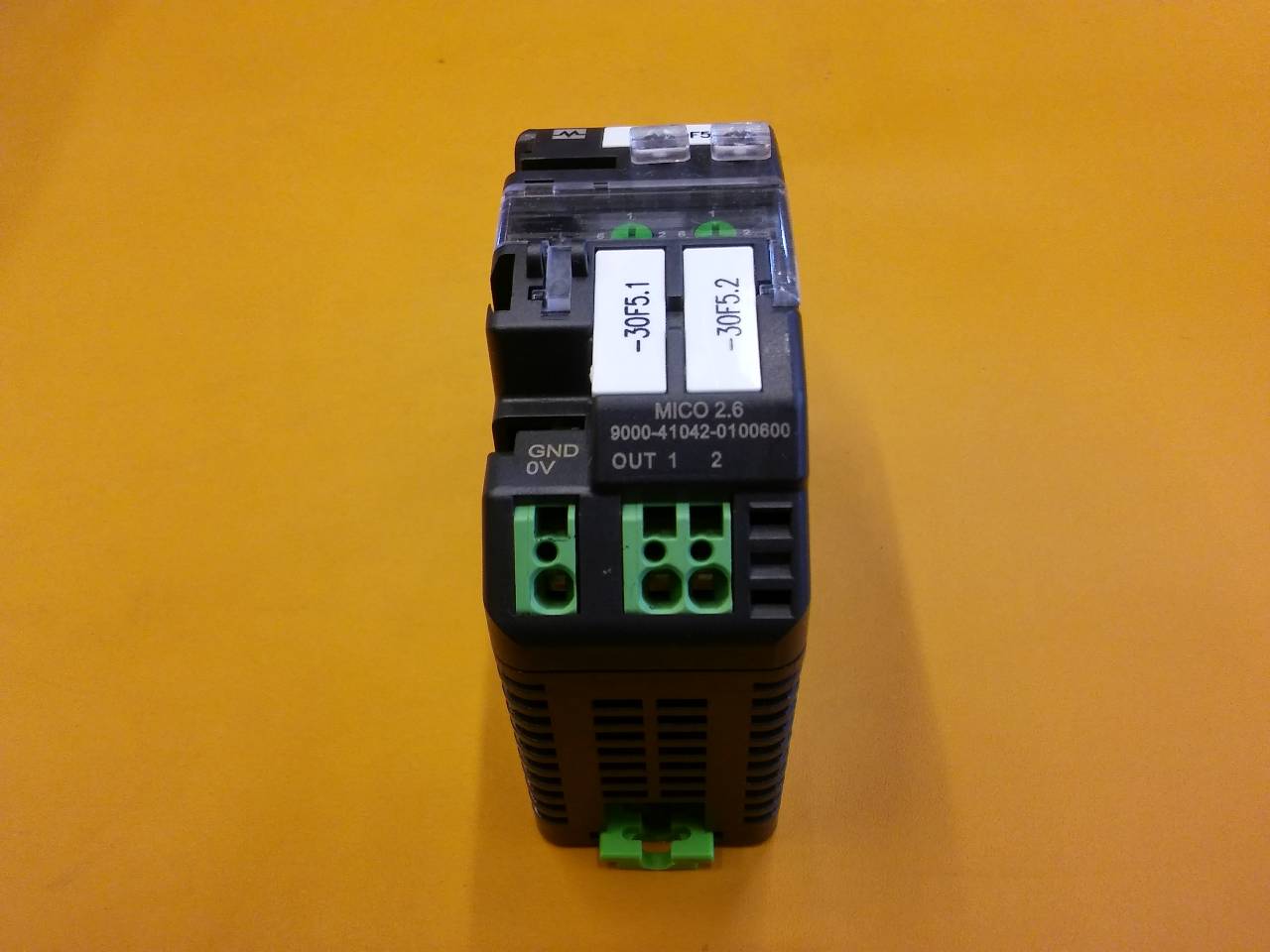 MURR ELEKTRONİK 9000-41042-0100600 D-71570 MİKROELEKTRONİK DEVRE KORUMASI