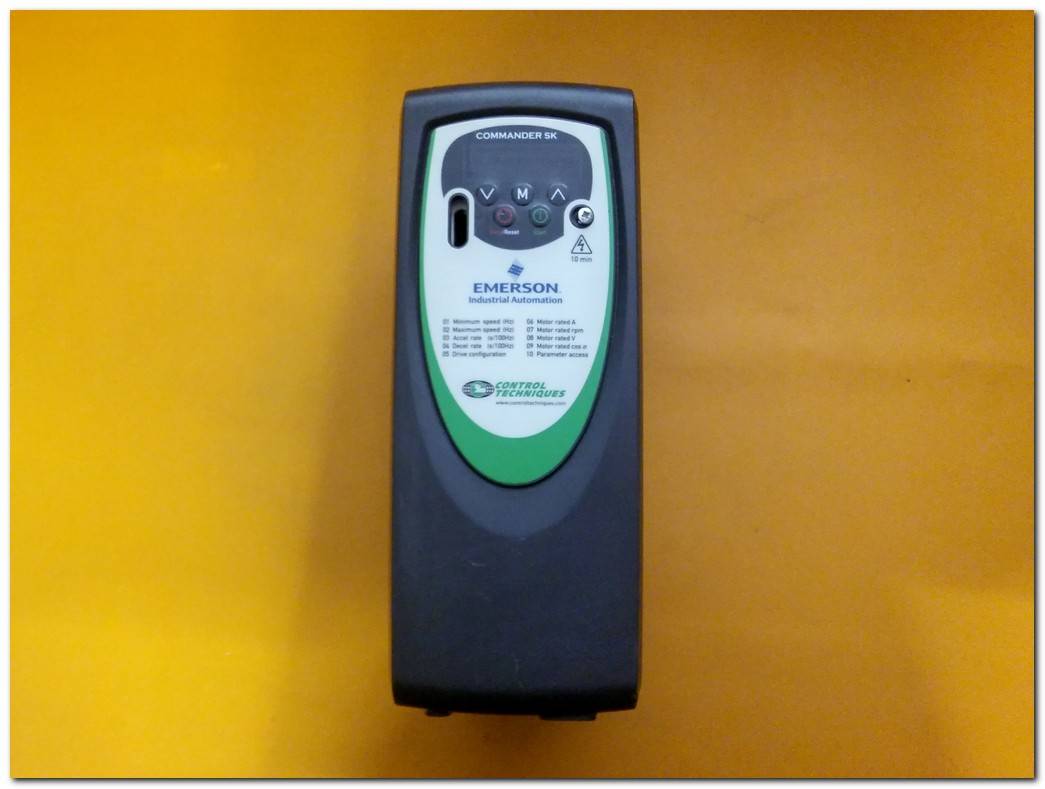 EMERSON SKC3400300 3KW SÜRÜCÜ COMMANDER SK CONTROL TECHNIQUES 3 KW INVERTER
