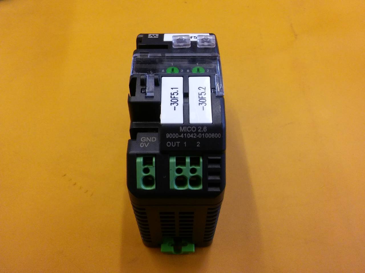 MURR ELEKTRONİK 9000-41042-0100600 D-71570 MİKROELEKTRONİK DEVRE KORUMASI