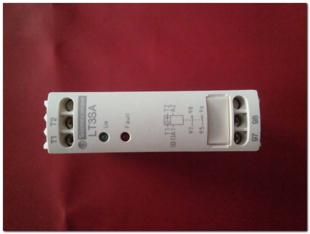 TELEMECANİQUE LT3 SA00M E 232 D TERMİSTÖR KORUMA RÖLESİ PTC TERMAL KORUMASI ELEKTRONİK FAZLA AKIM RÖLESİ SCHNEİDER