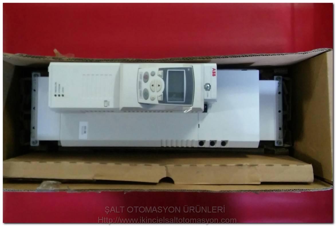 ABB ACS850-04-030A-5 J400 15KW SIFIR KUTULU SÜRÜCÜ INVERTER ACS850 15KW DRIVER