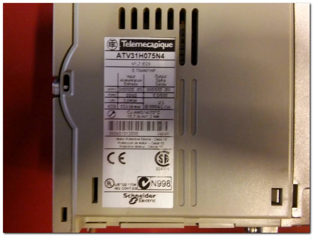 TELEMECANİQUE ATV31H075N4 0,75KW İNPUT 380-500V ALTİVAR 31 ATV31 SÜRÜCÜ