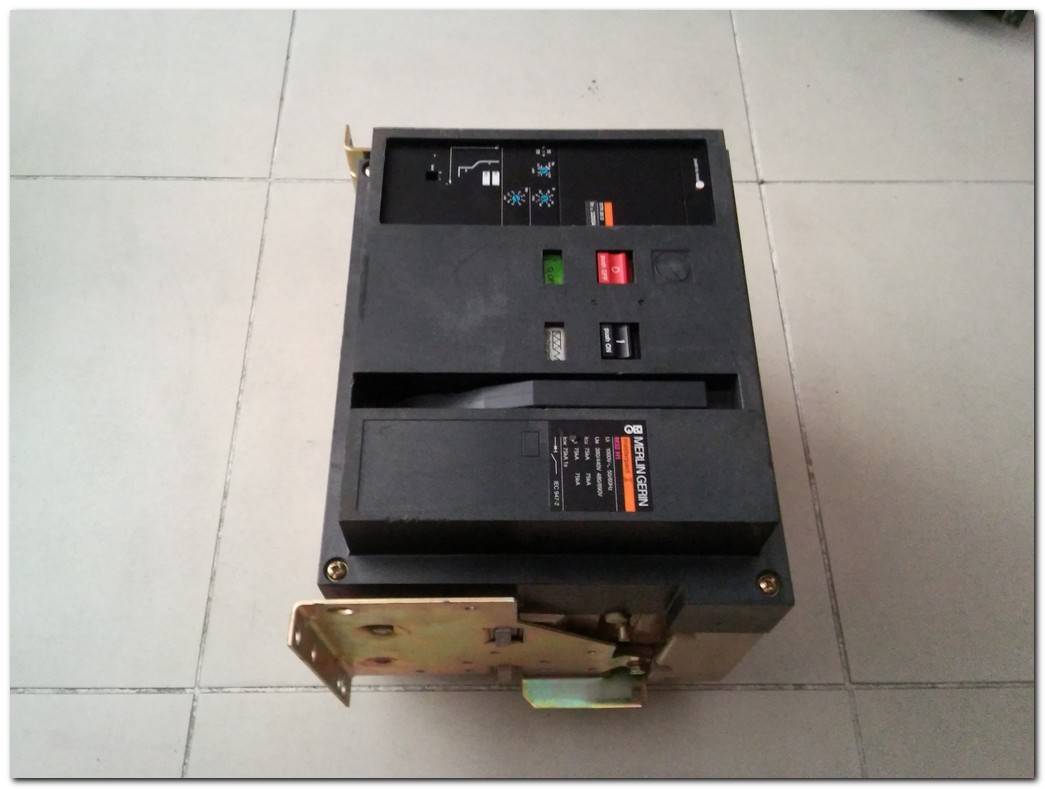 MERLİN GERİN M32 H1 3200A MOTORLU MASTERPACT IEC 947-2 STR 28 D M32H1