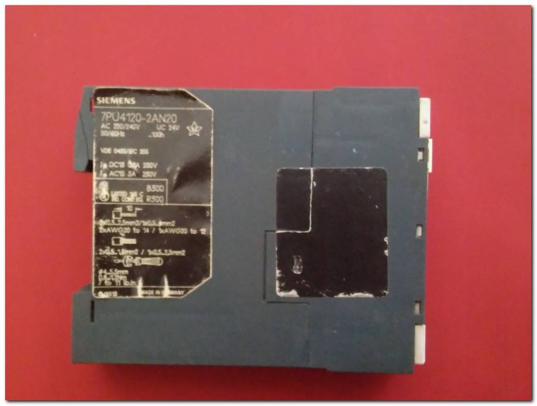 SIEMENS 7PU4120-2AN20 ÇOK FONKSİYONLU GEÇİKMELİ ZAMAN RÖLESİ 7PU4120