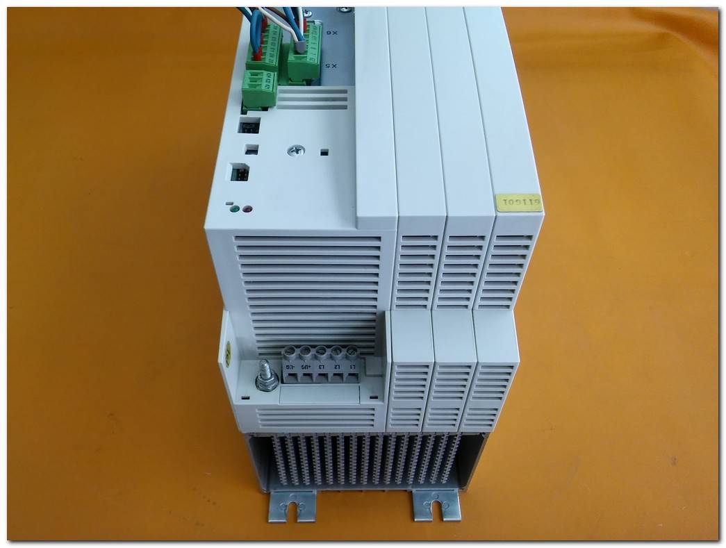 LENZE EVF8246-E-V020 EVF8246-E EVF8246 11KW SÜRÜCÜ 11 KW INVERTER