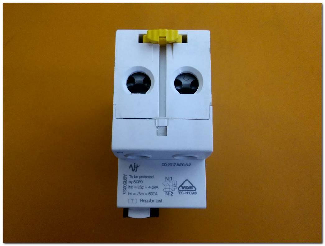 SCHNEİDER İID K 25A A9R50225 KAÇAK AKIM KORUMA RÖLESİ
