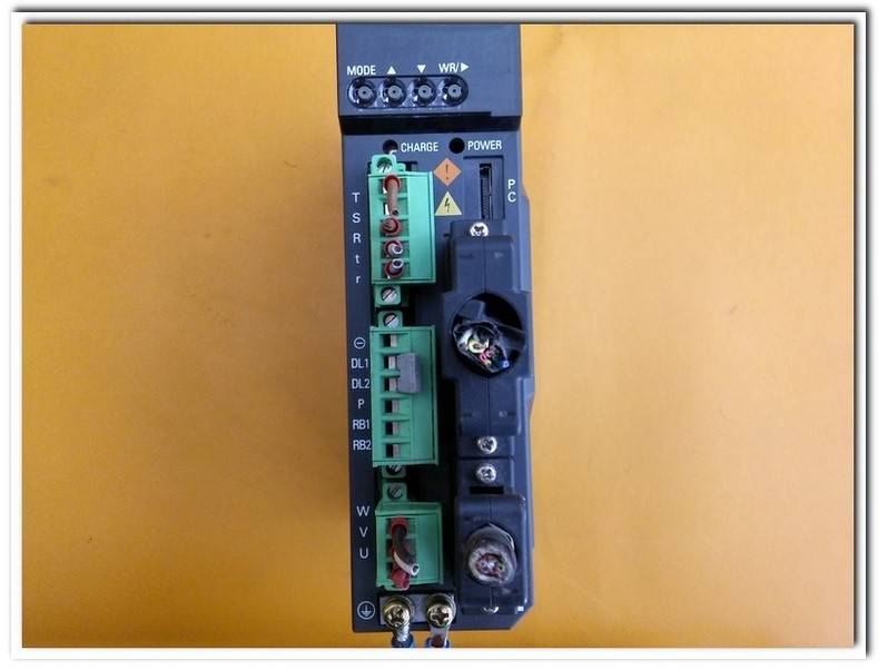 SANMOTION QS1A03AA AC SERVO SYSTEMS SANYO DENKI AC SORVO DRIVE 5.2A SÜRÜCÜ QS1A01AA