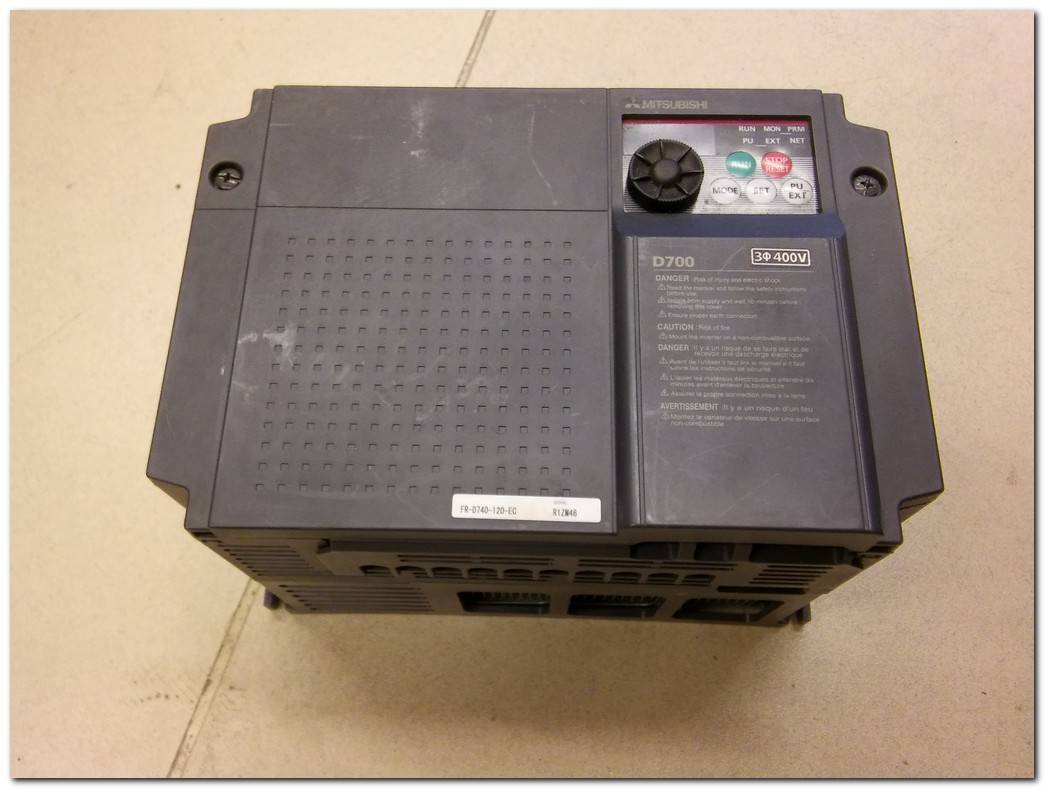 MITSUBISHI FR-D740-120-EC D700 5,5KW SÜRÜCÜ INVERTER DRIVER