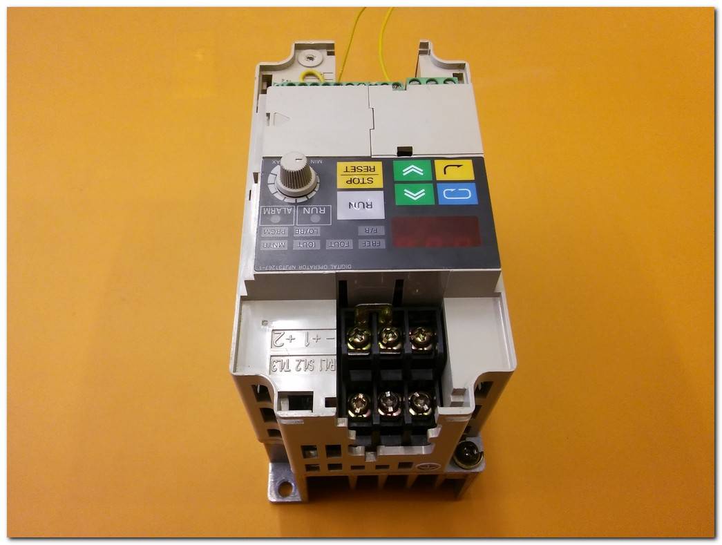 OMRON 3G3JV-A2004 1,1KVA SÜRÜCÜ 1,1 KVA INVERTER