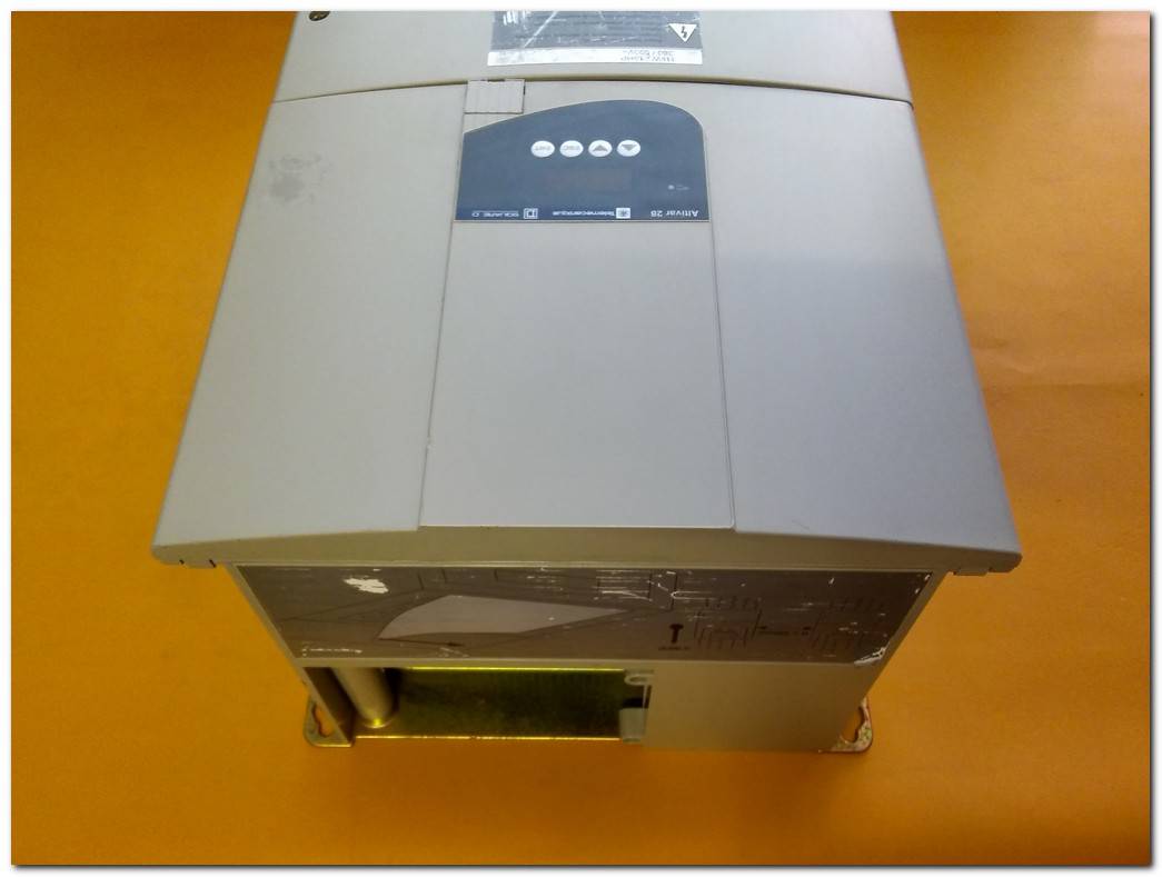 TELEMECANIQUE ATV28HD16N4 11KW SÜRÜCÜ SCHNEİDER ATV28 11 KW  INVERTER