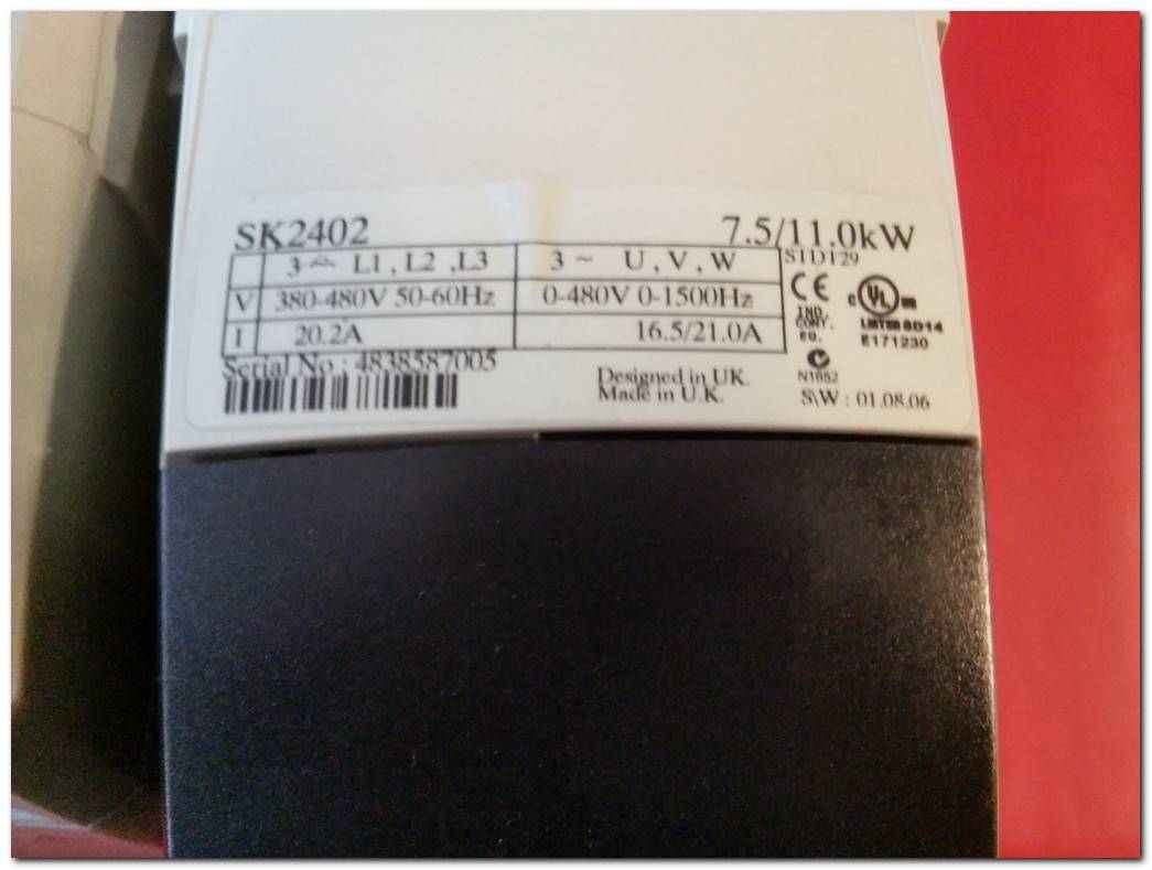 EMERSON SK2402 11KW COMMMANDER SK CONTROL TECHNIQUES SÜRÜCÜ