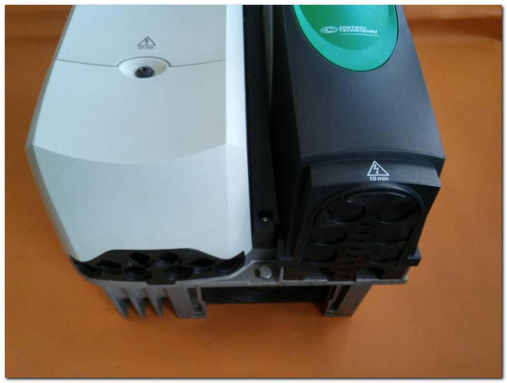 EMERSON SP3401 15 KW - 18,5 KW UNIDRIVE 4223271002 15-18,5KW CONTROL TECHNIQUES SÜRÜCÜ