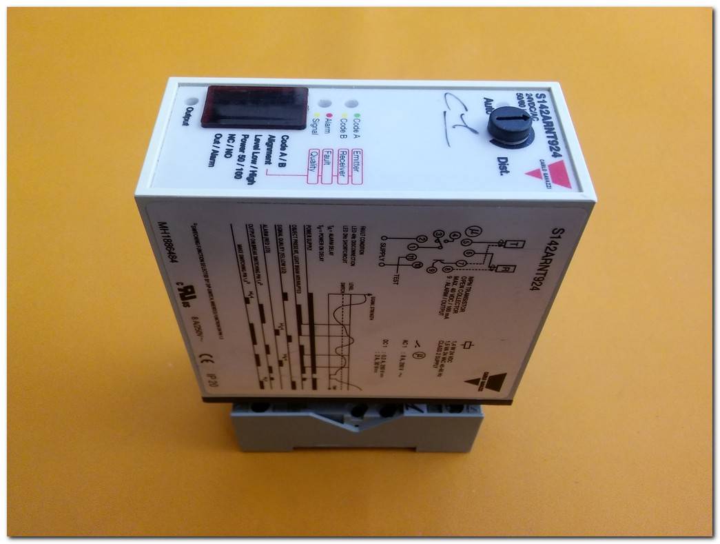 CARLO GAVAZZİ S142ARNT924 FAZ İZLEME RÖLESİ FOTOELEKTRİK SENSÖR AMPLİFİKATÖR