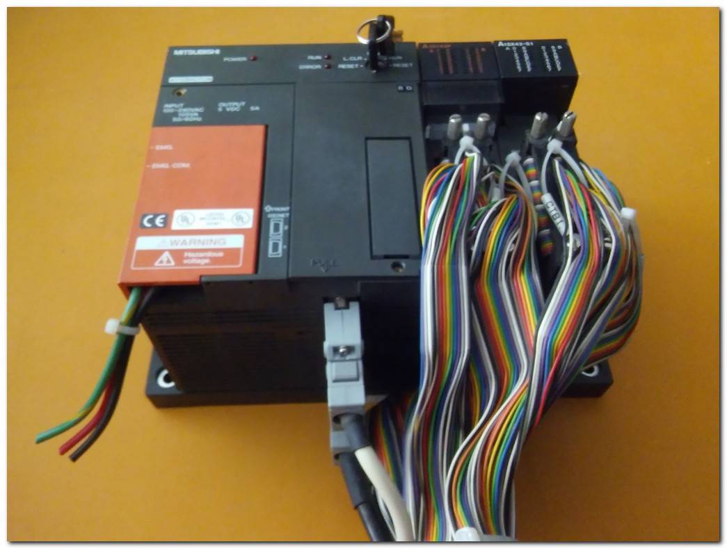 MITSUBISHI A172SHCPUN A1SY42P A1SX42-S1 PLC TAKIM