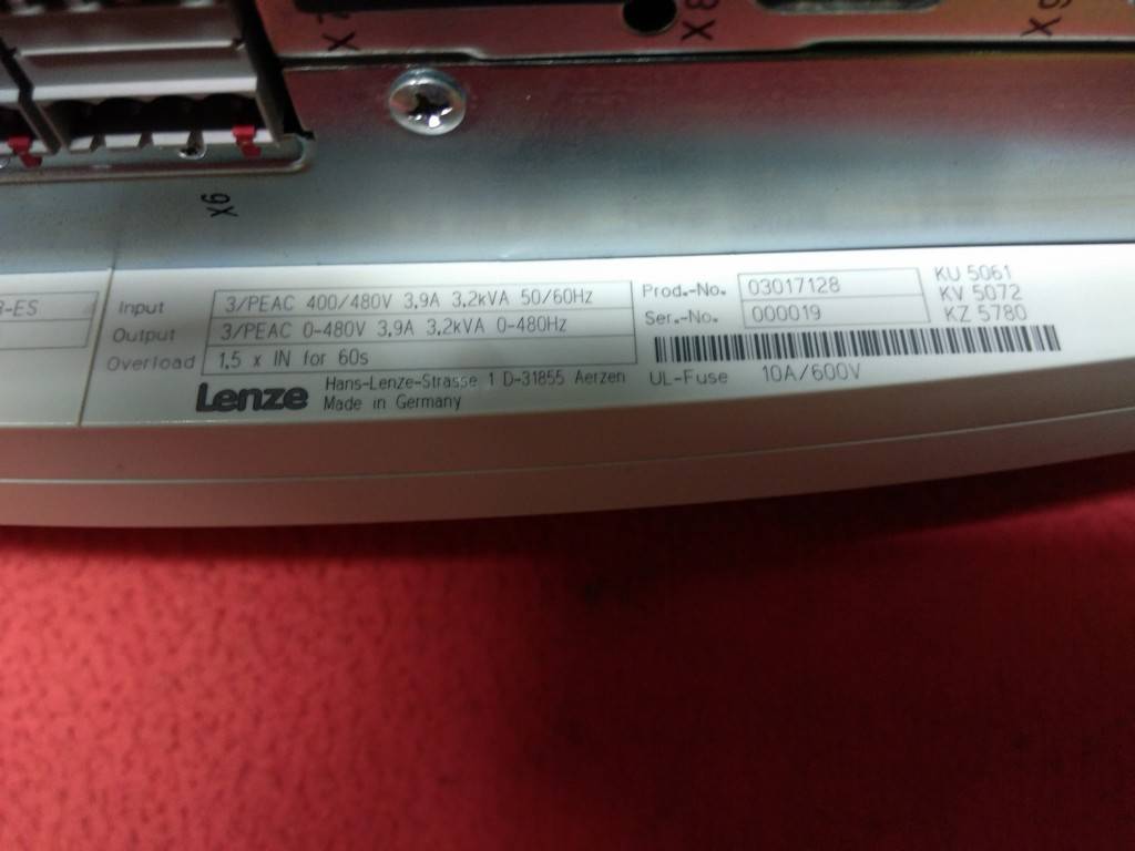 LENZE EVS9323-ES 3,2 KVA 3,9A SERVO SÜRÜCÜ