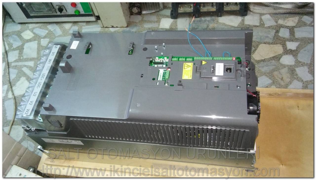 ABB ACS550-01-246A-4 ACS550 3AUA0000014490 ACS550-01-195A-4 ACS550-01-180A-4