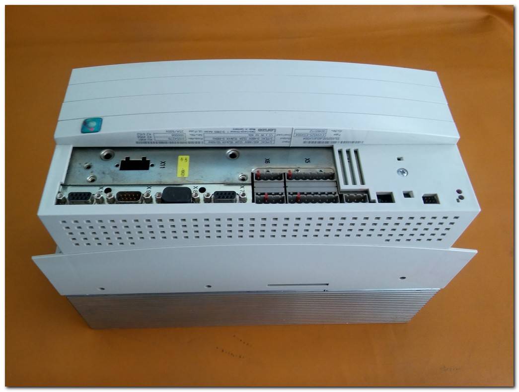 EVS9325-ESV004 EVS9325-ES LENZE