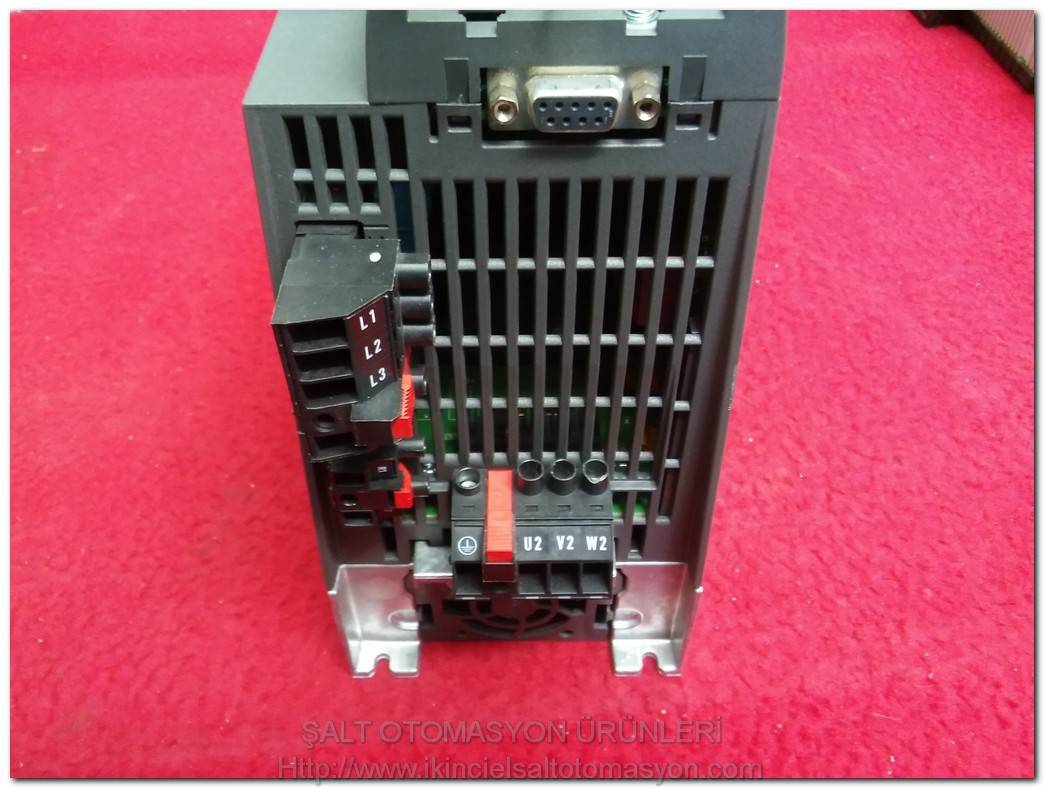 SIEMENS 6SL3210-1KE21-3UP0 SİNAMİCS G120C DP 5.5KW SÜRÜCÜ