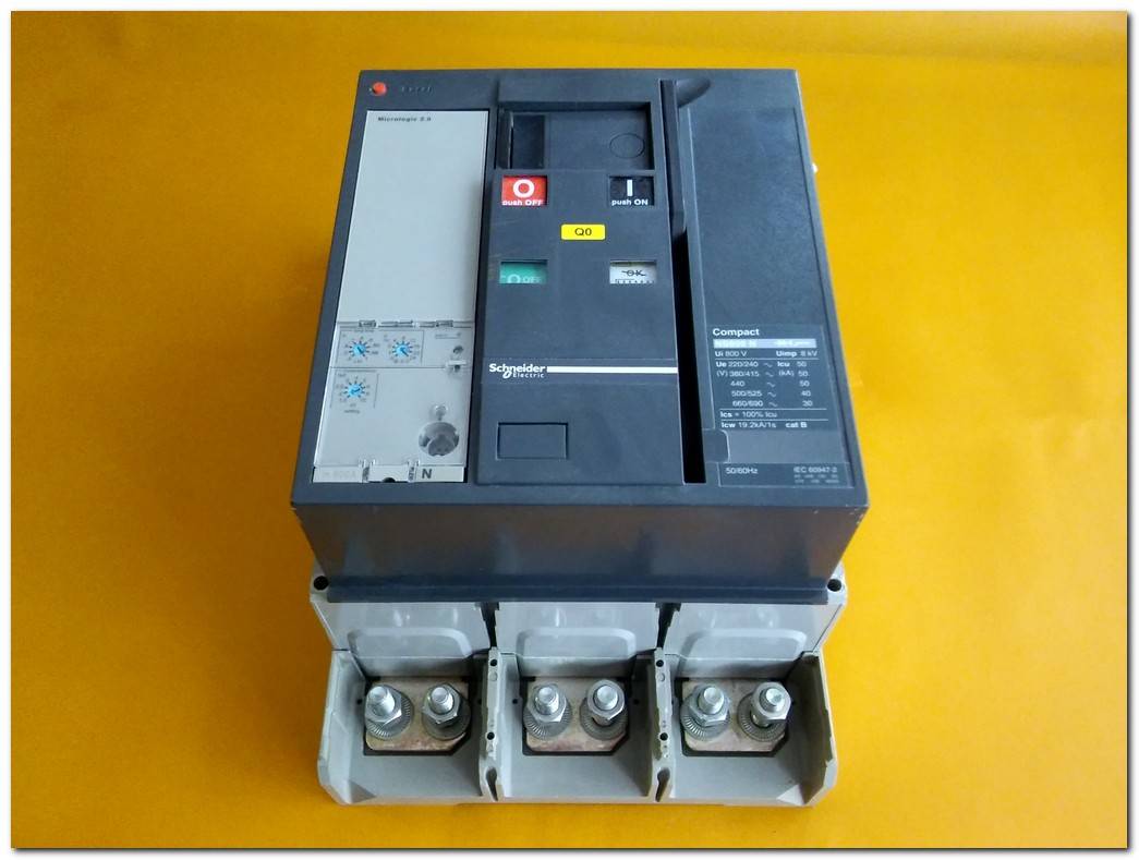 SCHNEİDER NS800 N COMPACT 33466MM2 33466M-2 NS 800 N MCH 200-240 V AC KURMALI MOTORLU 33466M 800A ŞALTER MİCROLOGİC 2,0 33466 TMŞ 800 AMPER DEVRE KESİCİ