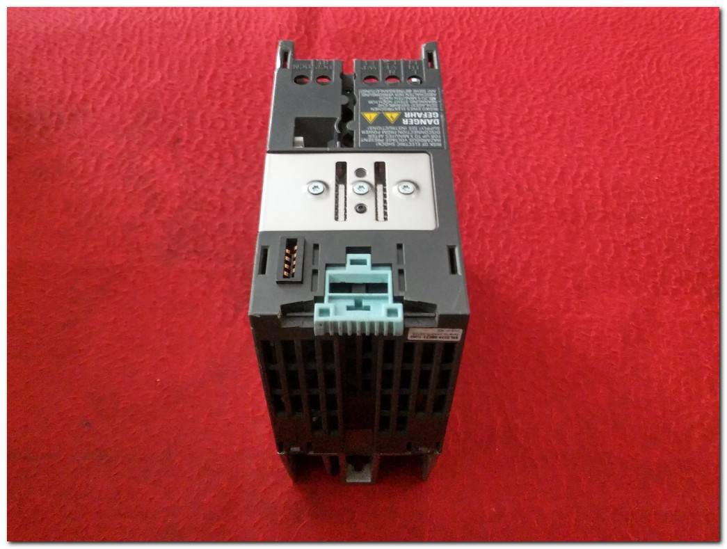 SIEMENS 6SL3224-0BE21-1UA0 SINAMICS POWER  MODULE 240 1,1KW PM240 