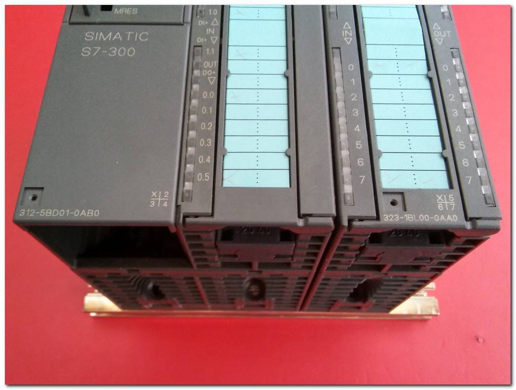 SIEMENS 6ES7 312-5BD01-0AB0 SIMATIC S7-300 CPU312C CPU PLC