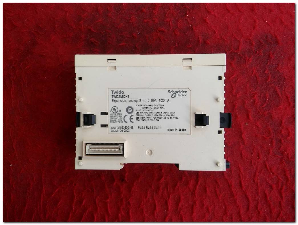 SCHNEİDER TWDAMI2HT TWİDO TWDAM12HT ANALOG INPUT MODULE GİRİŞ MODÜLÜ