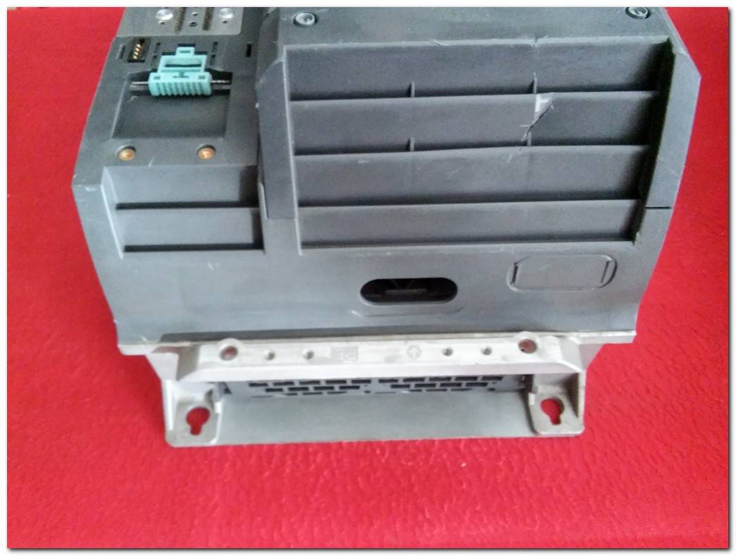 SIEMENS 6SL3210-1PE31-1AL0 SINAMICS POWER MODULE PM240-2 55KW SÜRÜCÜ