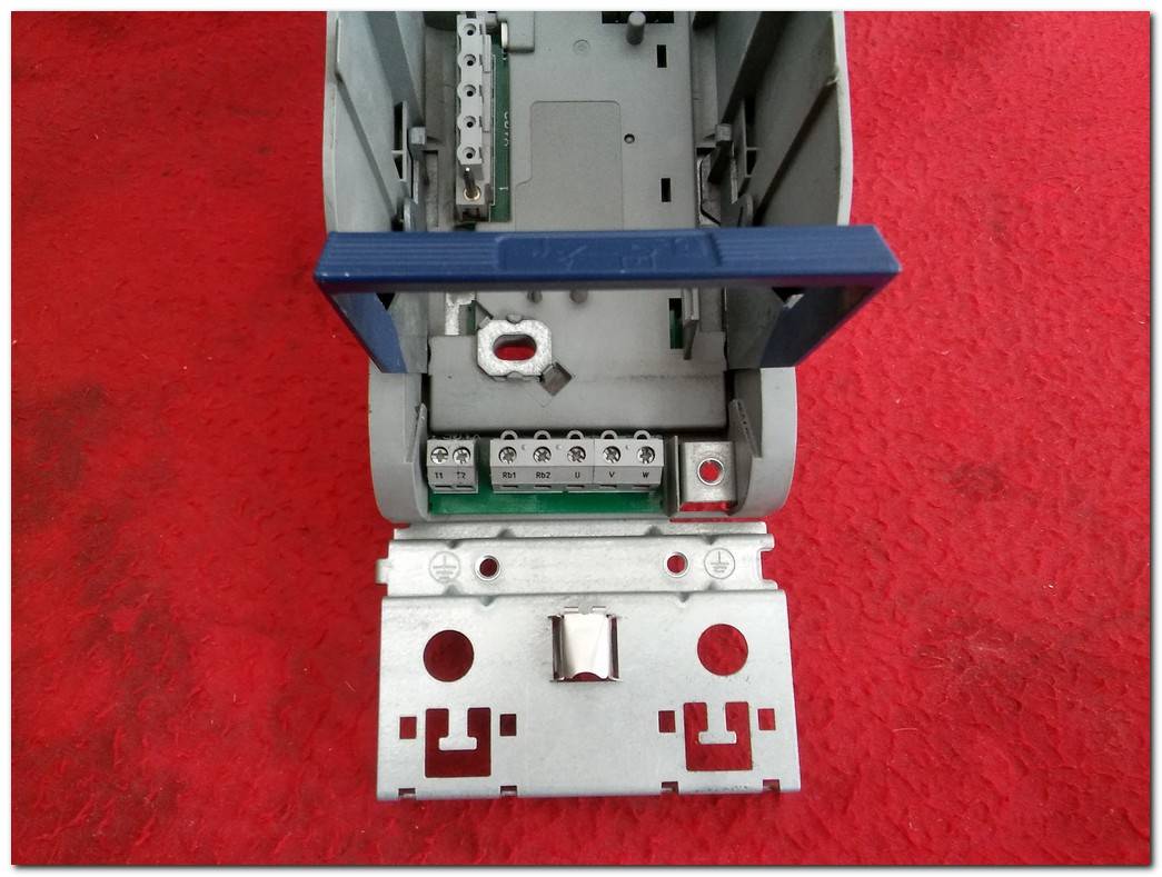 LENZE E94AZPS0074 BACKPLANE ARKA DÜZLEM
