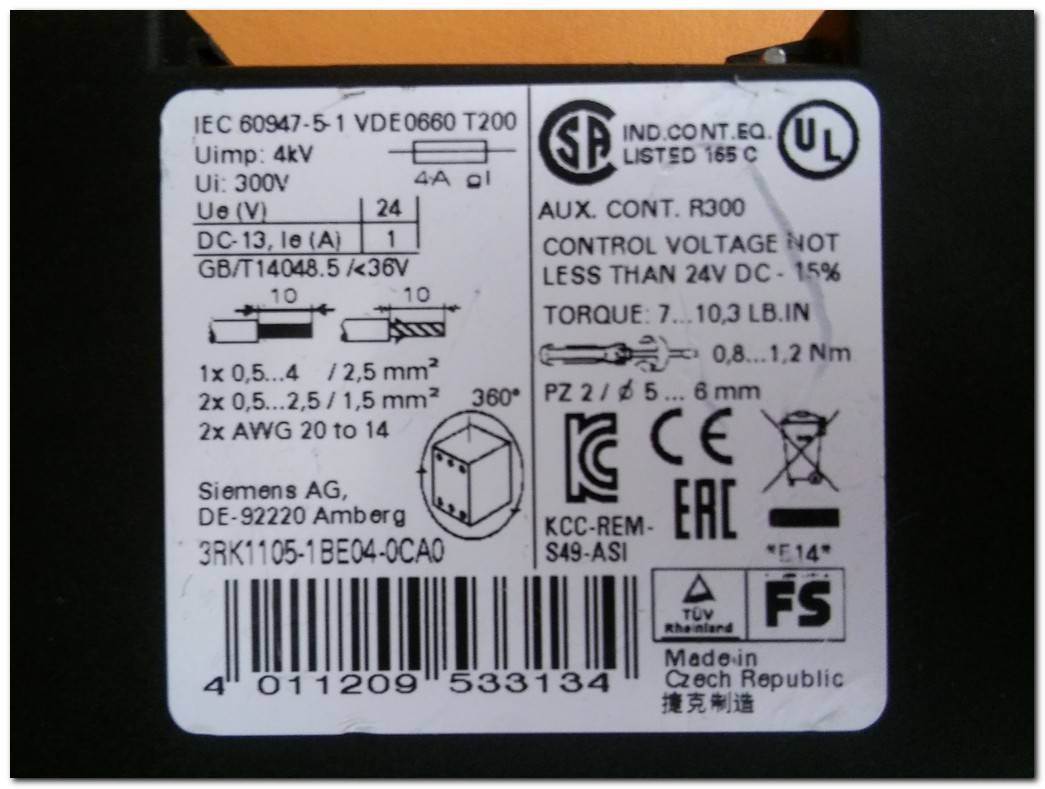 SIEMENS 3RK1105-1BE04-0CA0 ASISAFE BASİS SAFETY MONİTOR GÜVENLİK MONİTÖRÜ