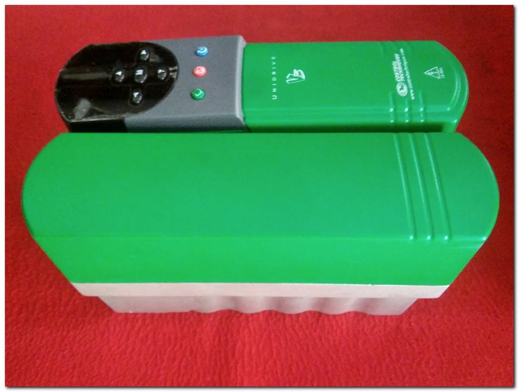 CONTROL TECHNIQUES UNI2401 UNIDRIVE 5,5KW SIFIR KUTULU SÜRÜCÜ