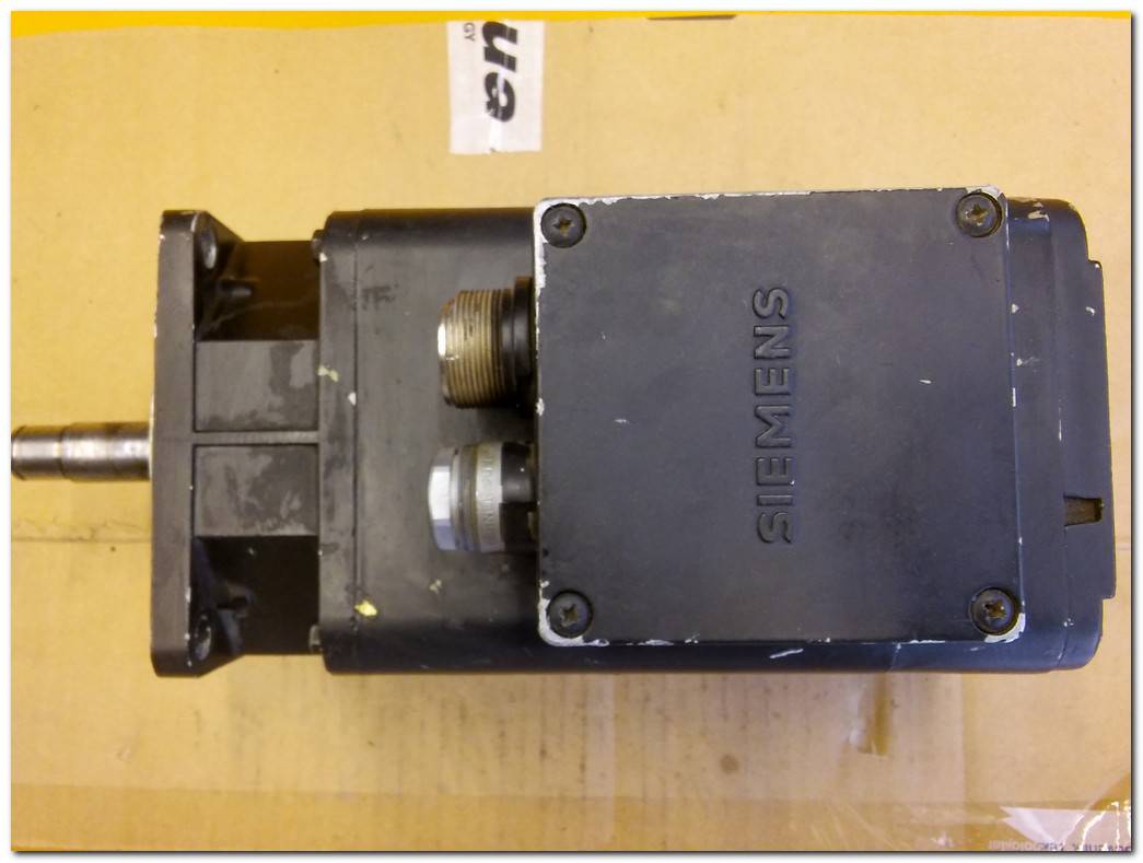 SIEMENS 1FT5072-0AF01-9-Z 23W MOTOR