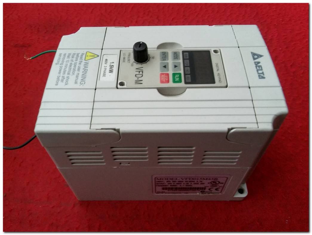 DELTA VFD015M43B 3,1KVA 1,5KW INPUT 380V SÜRÜCÜ