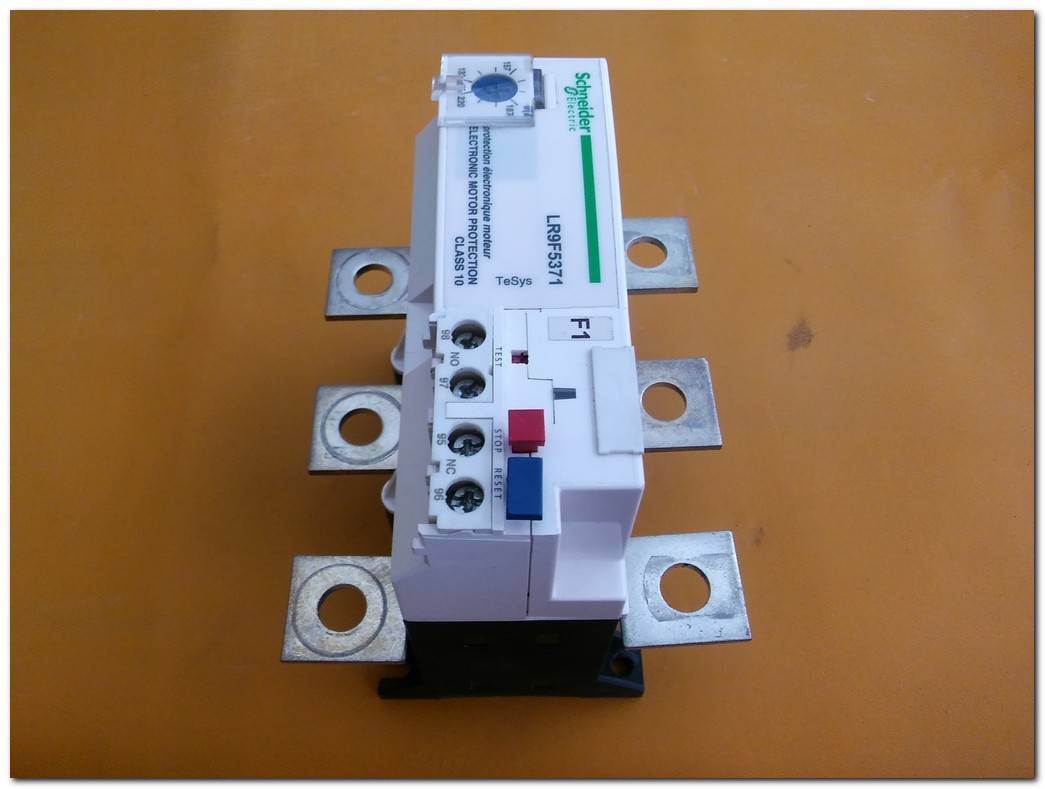 SCHNEİDER LR9F5371 SIFIR KUTULU 220A ELECTRONIC MOTOR PROTECTION CLASS 10 MOTOR KORUMA TERMİK