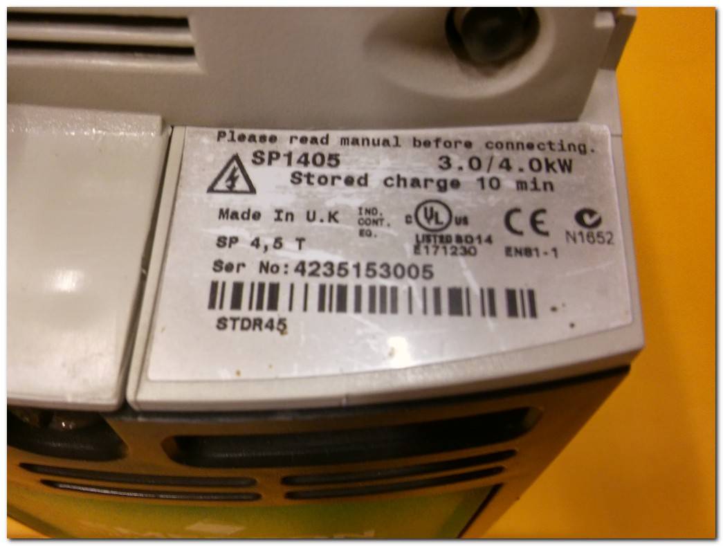 EMERSON SP1405 SP 1405 UNIDRIVE 3KW-4KW SÜRÜCÜ 3 KW - 4 KW INVERTER CONTROL TECHNIQUES