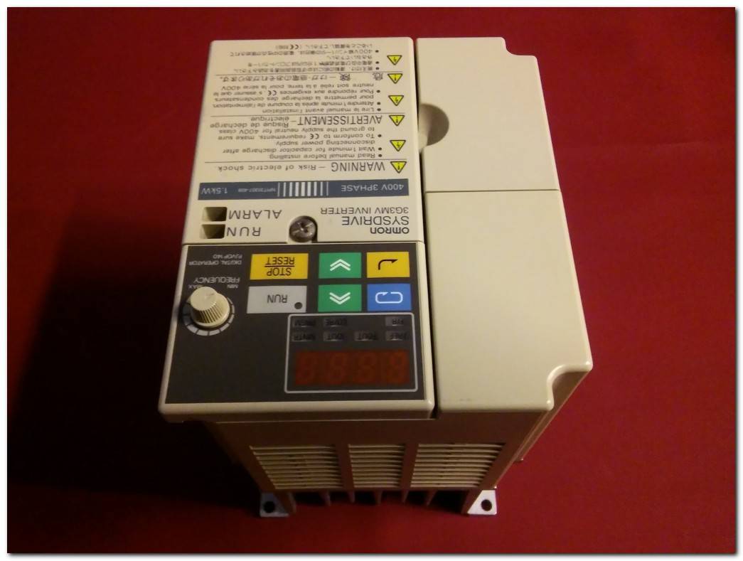 OMRON 3G3MV-A4015 3G3MV A4015 3G3MVA4015 3.7 KVA INPUT 380-460V 1.5 KW SÜRÜCÜ