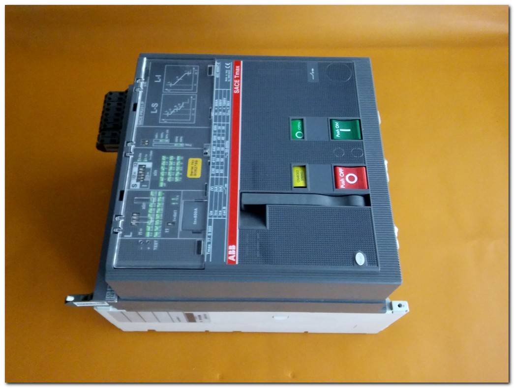 ABB SACE TMAX T7 S 800 IEC 60947-2 800A MOTORLU KURMALI MASTERPACT BF41041388 800 A DEVRE KESİCİ