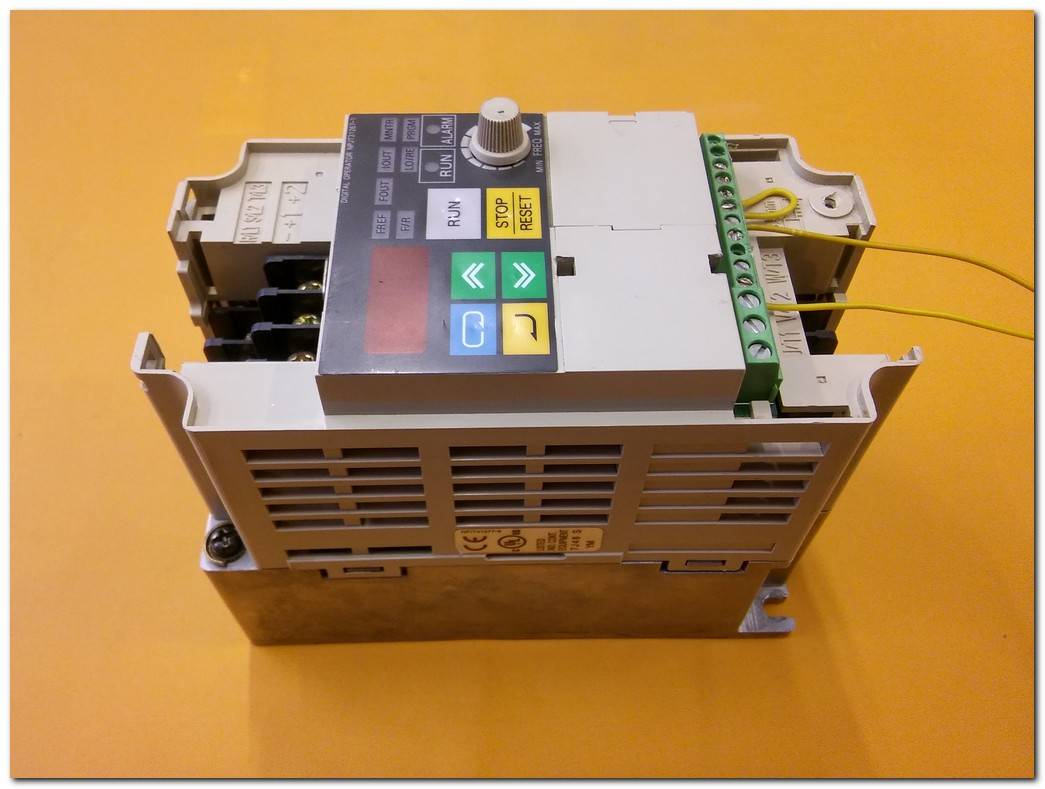 OMRON 3G3JV-A2004 1,1KVA SÜRÜCÜ 1,1 KVA INVERTER