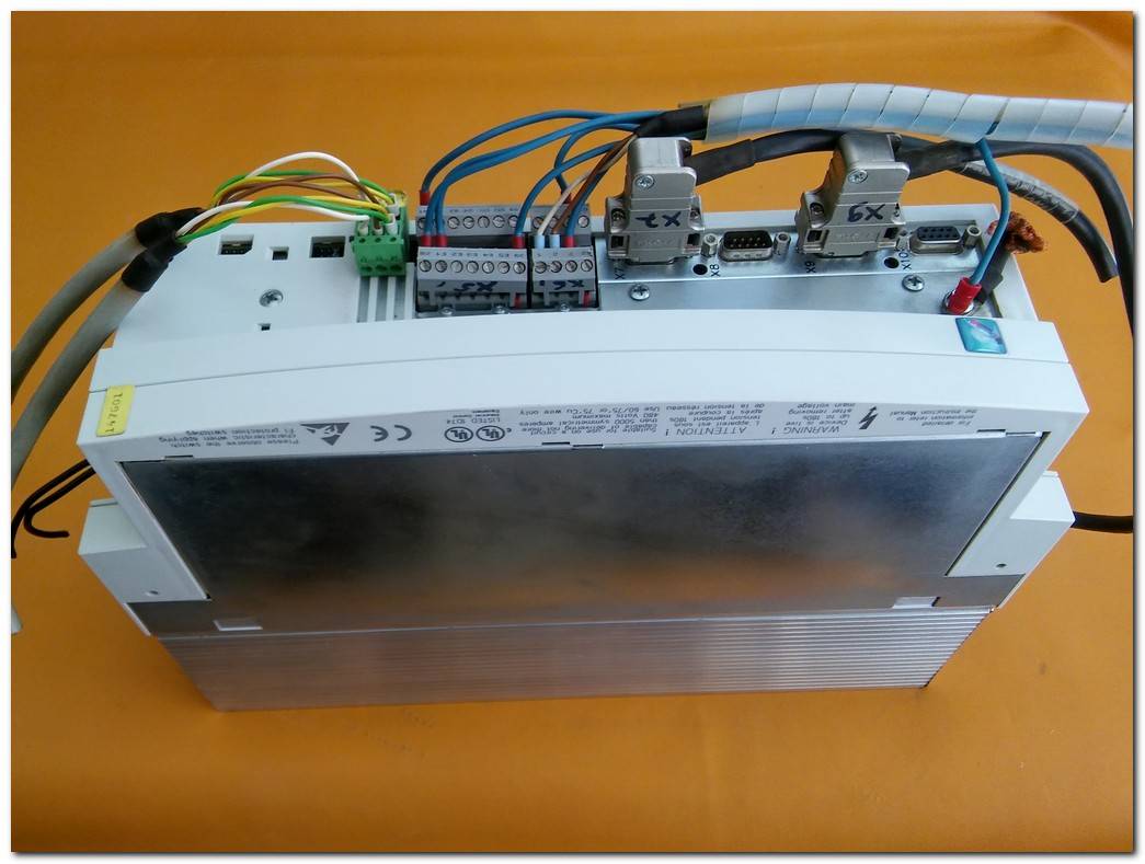 LENZE EVS9324-ES EVS9324 3KW SERVO SÜRÜCÜ 3 KW SERVO INVERTER
