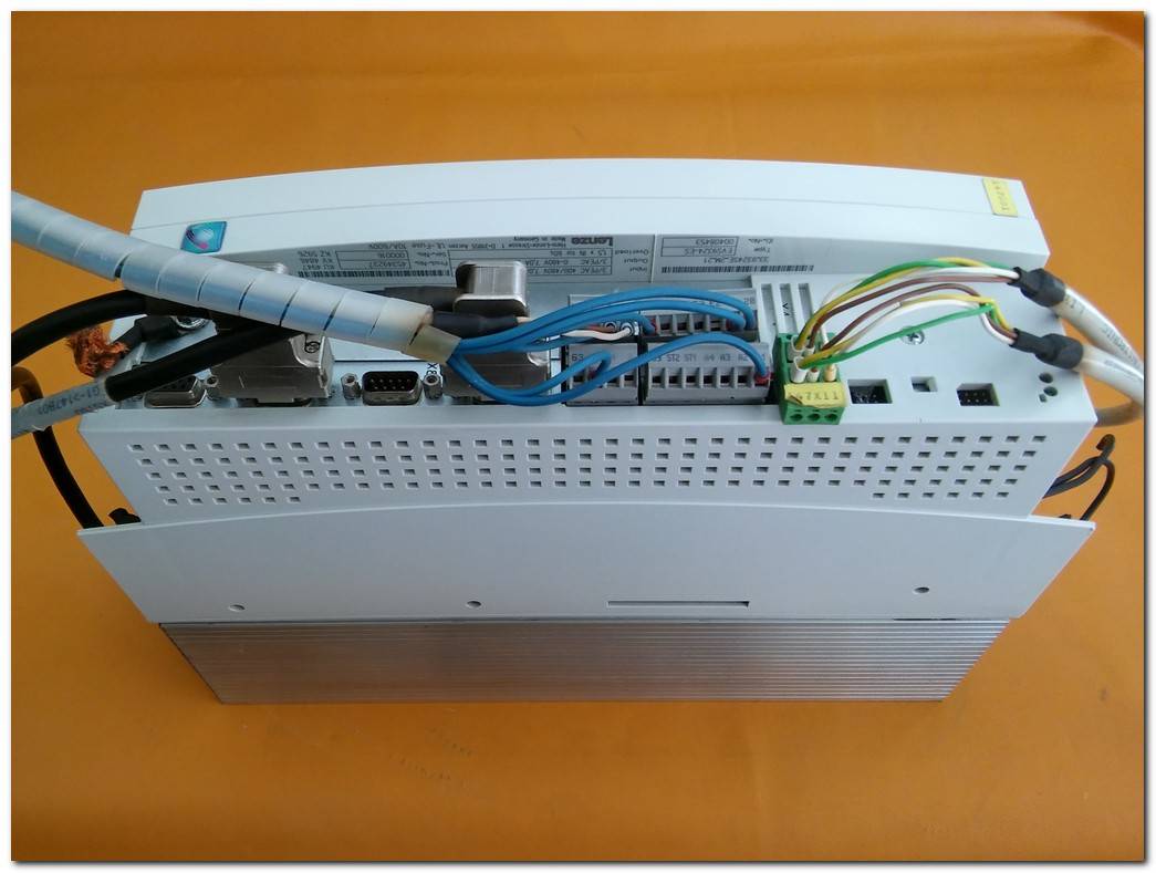 LENZE EVS9324-ES EVS9324 3KW SERVO SÜRÜCÜ 3 KW SERVO INVERTER
