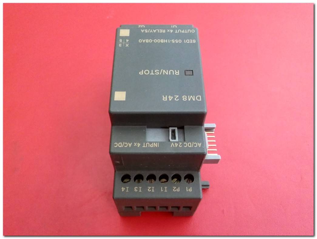 SIEMENS 6ED1 055-1HB00-0BA0 DM8 24R RUN-STOP PLC LOGO EK MODÜL