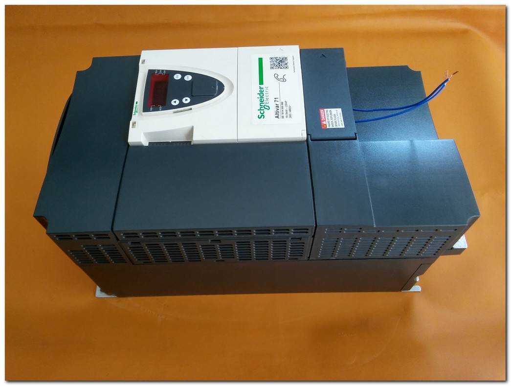 SCHNEİDER ATV71HD18N4Z ATV71HD18N4 18.5KW ALTİVAR 71 ATV71 18,5 KW INVERTER DRIVE