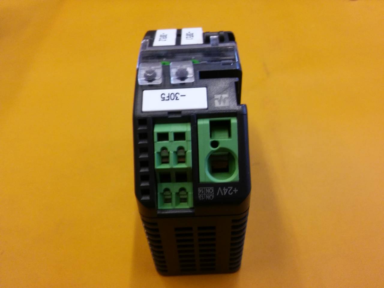MURR ELEKTRONİK 9000-41042-0100600 D-71570 MİKROELEKTRONİK DEVRE KORUMASI