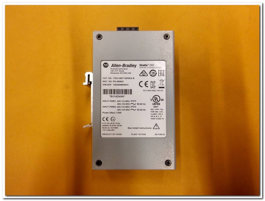 ALLEN BRADLEY STRATİX 2000 1783-US8T SERIES B ETHERNET UNMANAGED SWİTCH