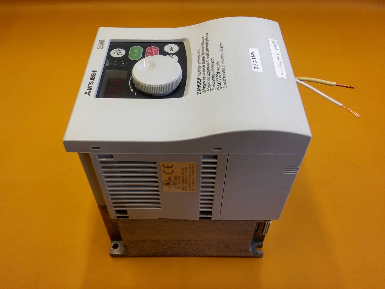 MITSUBISHI S500 FR-S520S-1.5K-EC 1,5KW SÜRÜCÜ 1.5 KW INVERTER