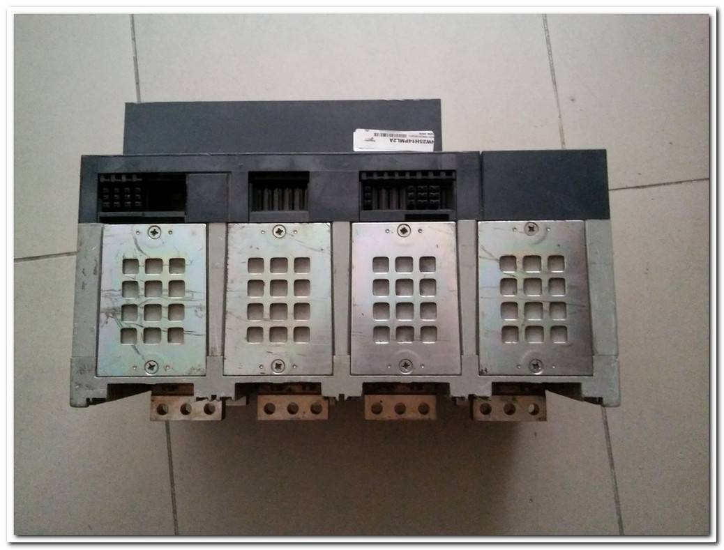 SCHNEİDER NW25 H1 2500A MASTERPACT IEC 60947-3 NW25H14PML2A 2500A DEVRE KESİCİ