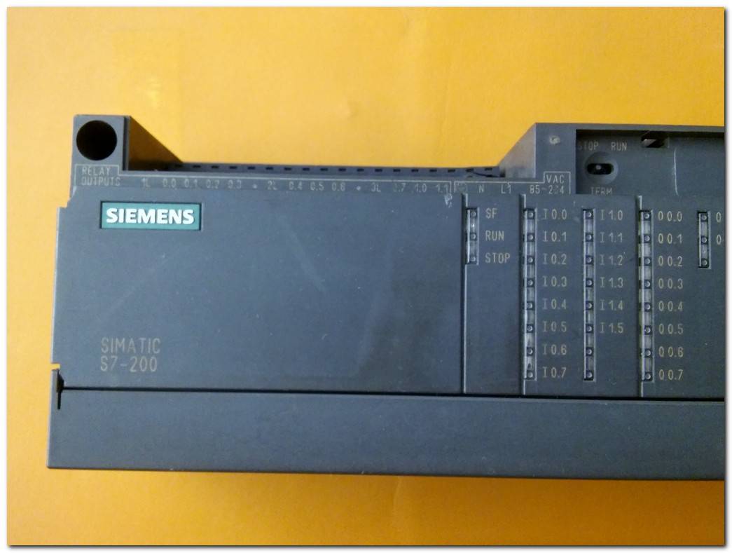 SIEMENS 6ES7 214-1BC01-0XB0 SIMATIC S7-200 PLC CPU MODULE