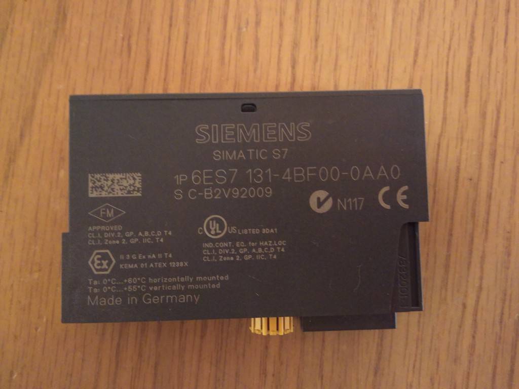 SIEMENS 6ES7 131-4BF00-0AA0 6ES7131-4BF00-0AA0 SIMATIC ET200S PLC EK MODÜL