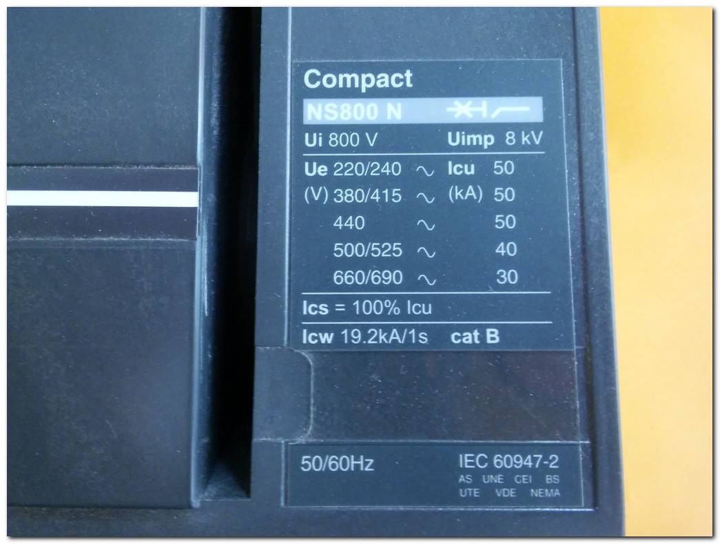 SCHNEİDER NS800 N COMPACT 33466MM2 33466M-2 NS 800 N MCH 200-240 V AC KURMALI MOTORLU 33466M 800A ŞALTER MİCROLOGİC 2,0 33466 TMŞ 800 AMPER DEVRE KESİCİ