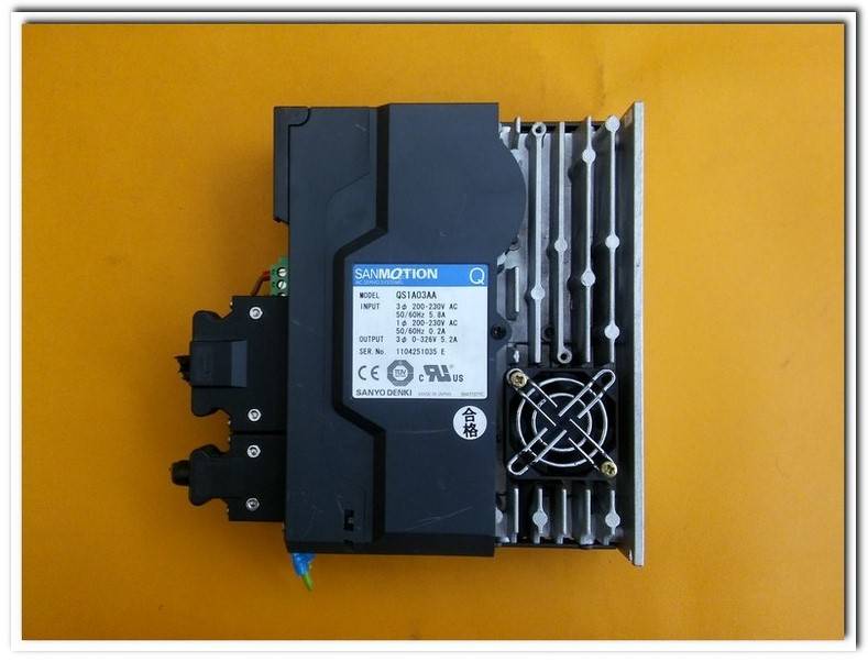 SANMOTION QS1A03AA AC SERVO SYSTEMS SANYO DENKI AC SORVO DRIVE 5.2A SÜRÜCÜ QS1A01AA